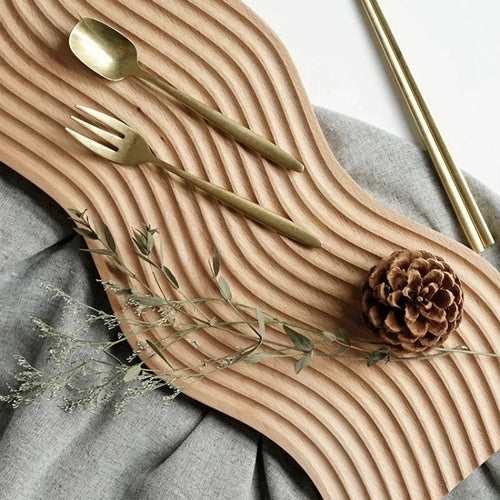 plateau décoratif en bois pour servir collations et desserts - vue 6 sur 8
