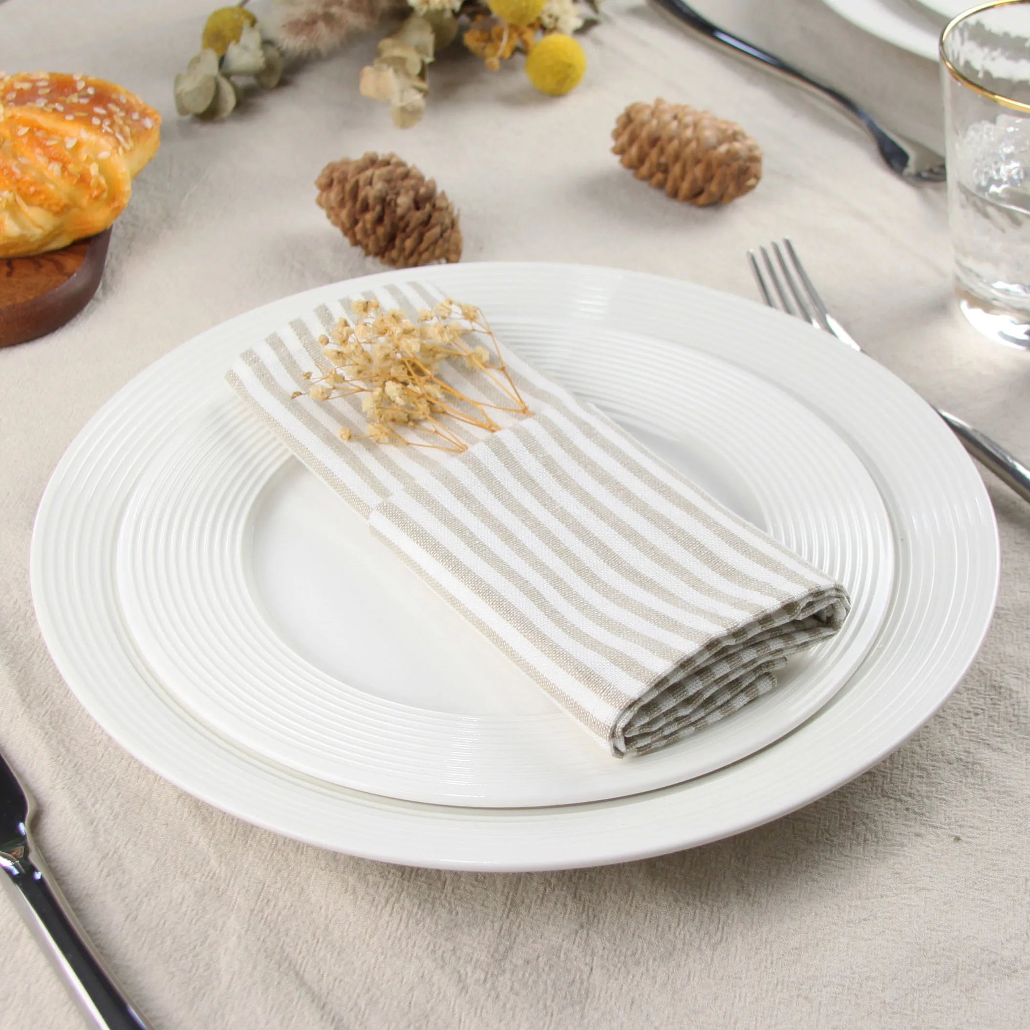 Serviette de table lin coton style européen rayé - vue 4 sur 7