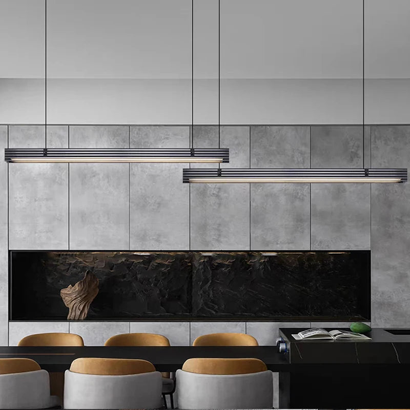 Lustre long en verre led design minimaliste - vue 3 sur 18