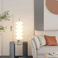 lampadaire design léger pour éclairage intérieur moderne
