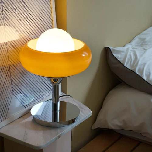 lampe de table vintage style bauhaus en forme de tarte aux œufs - vue 7 sur 7