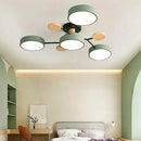plafonnier LED en bois design nordique pour intérieur élégant