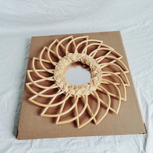 miroir rond en rotin décoration artistique mural innovante - vue 3 sur 7
