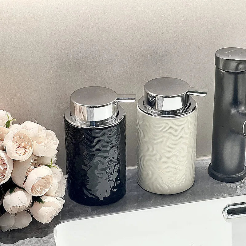 distributeur de savon en céramique européenne pour salle de bain - vue 4 sur 8