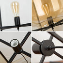 lampadaire post-moderne simple avec verre de cognac