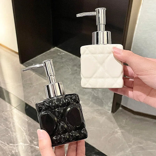 bouteille en céramique pour gel et désinfectant à main - vue 2 sur 8