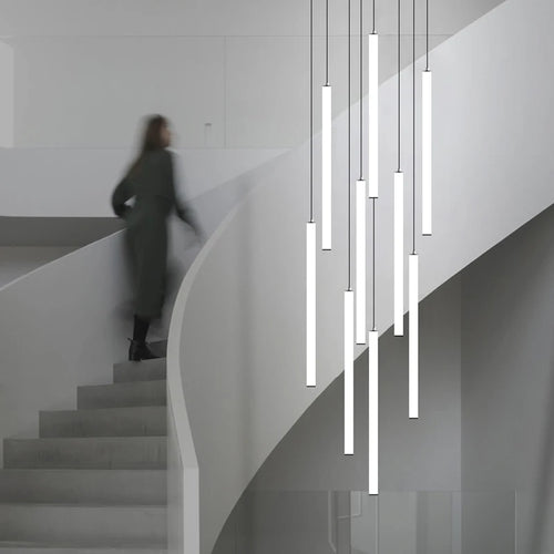 lustre long tube moderne pour villa nordique et hall d'exposition - vue 2 sur 14