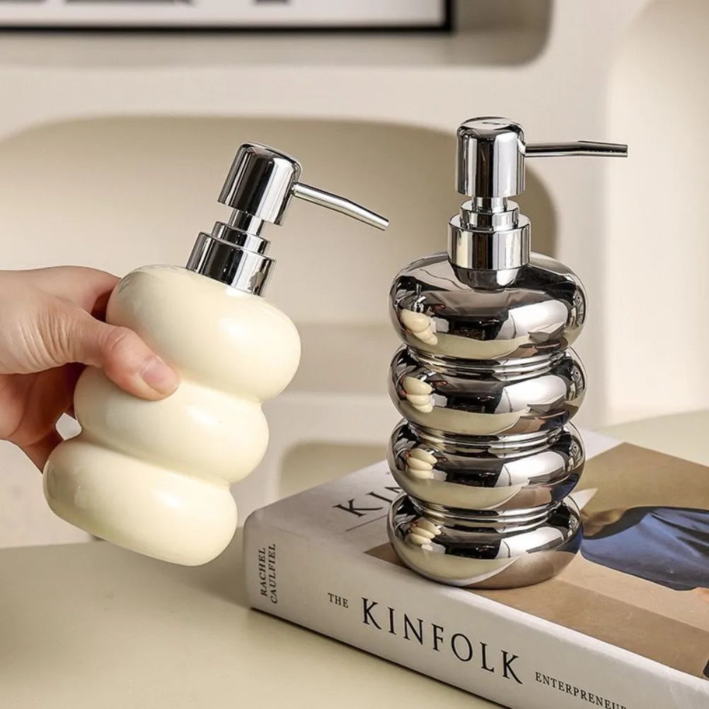 distributeur de savon en céramique style nordique forme de beignet - vue 2 sur 12