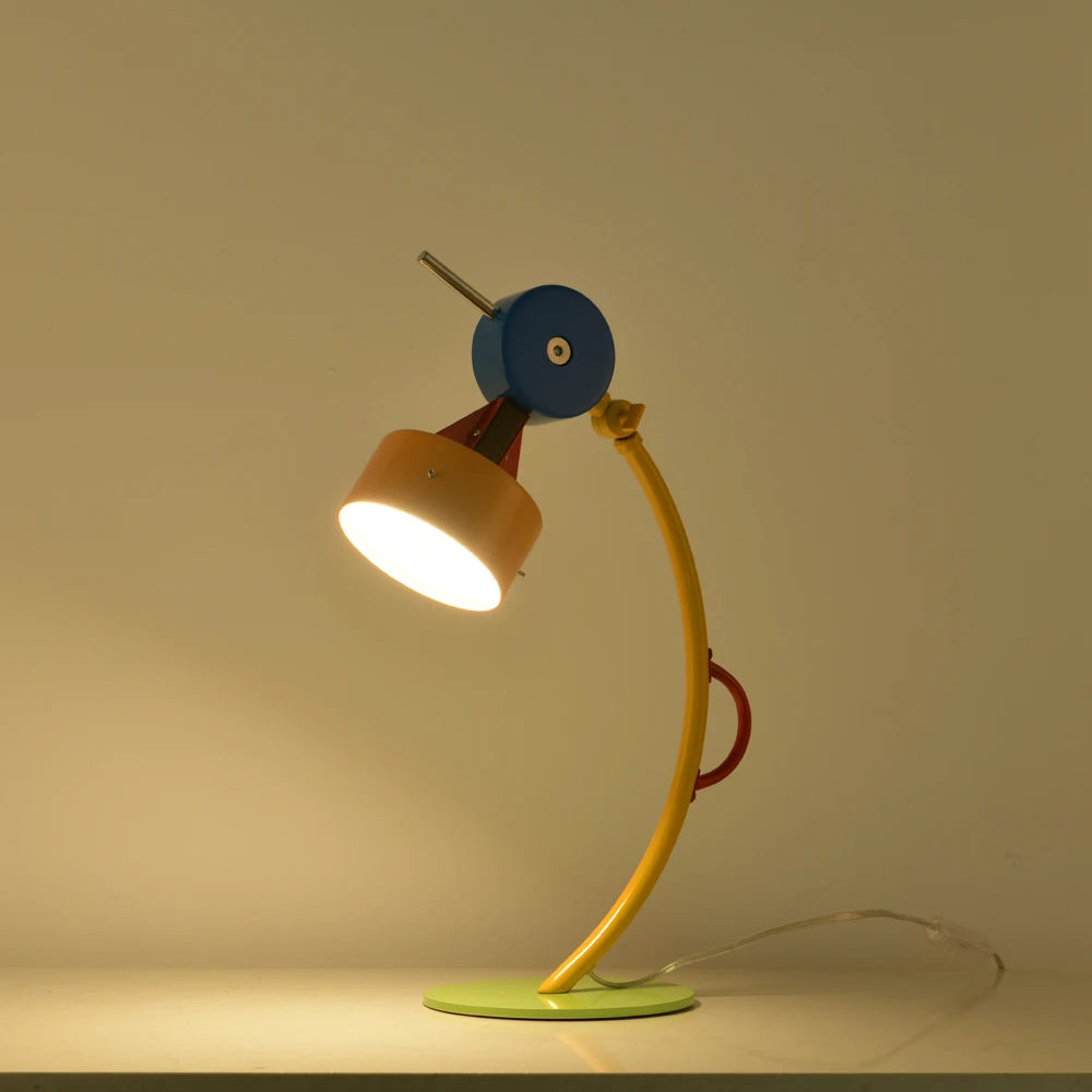 lampe à poser géométrique style nordique pour enfants et salons - vue 3 sur 9