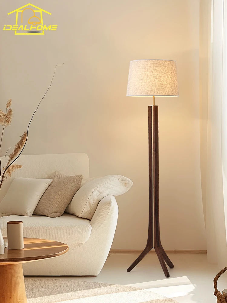 lampadaire médiéval en bois massif wabi-sabi design vintage pour intérieur - vue 3 sur 6