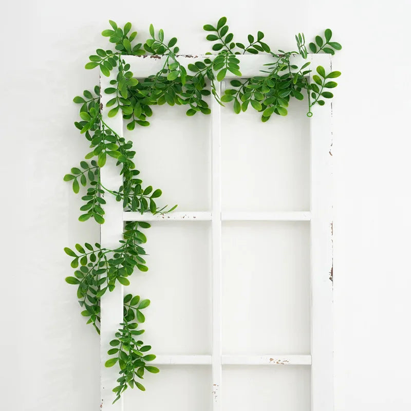 couronne de feuilles d'eucalyptus et glycine décorative pour fêtes - vue 2 sur 7