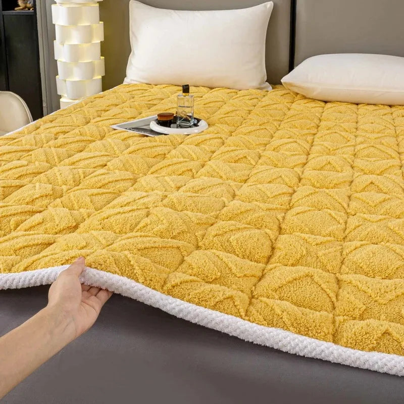 surmatelas doux hiver en velours agneau pour étudiants - vue 4 sur 12