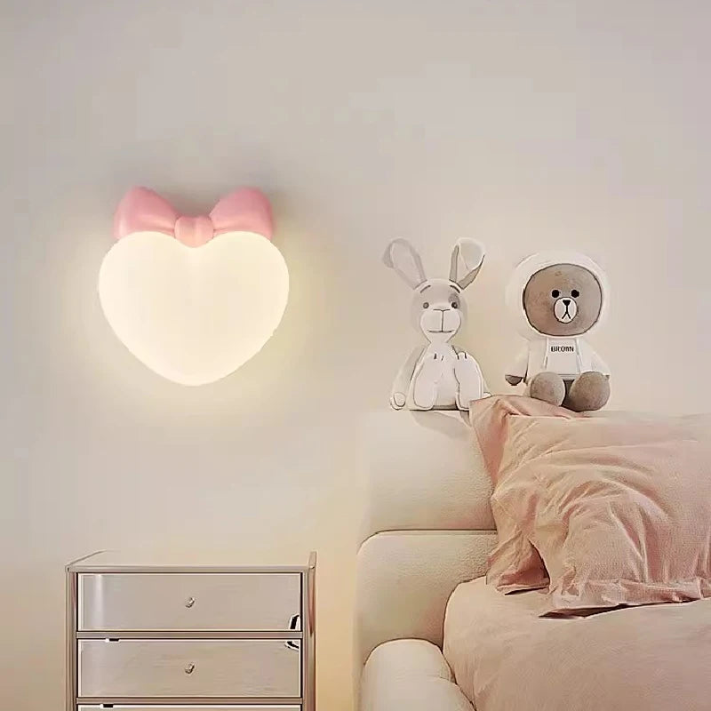 applique murale led en forme de cœur pour chambre d'enfant - vue 2 sur 12
