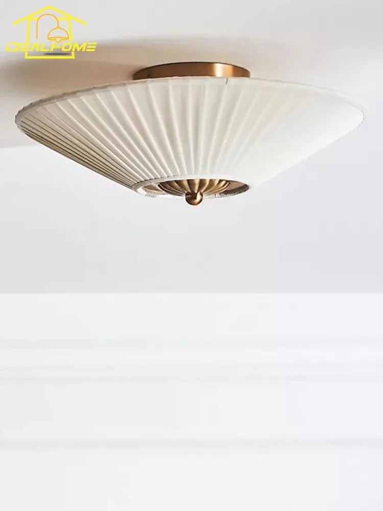 plafonnier vintage américain en tissu plissé design décoratif
