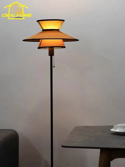 lampadaire ambiance chaleureuse design français pour décoration intérieure - vue 2 sur 9