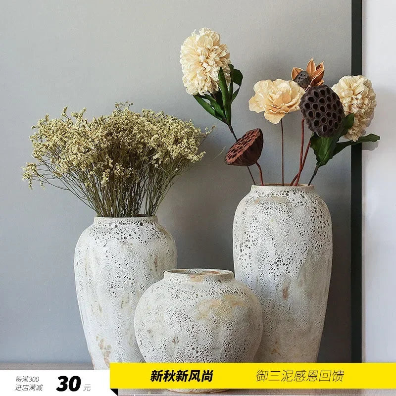 vase rétro en céramique pour fleurs et décoration - vue 4 sur 9