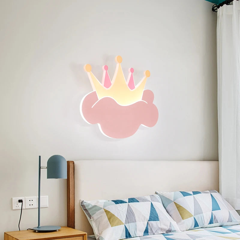 applique murale couronne avec télécommande pour chambre d'enfant - vue 4 sur 9