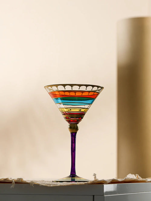 Verres à vin rouge style nordique pied design - vue 4 sur 7