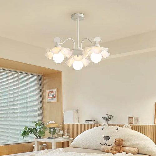 lustre nordique à fleurs style crémeux pour diverses pièces - vue 4 sur 7