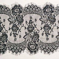 Chemin de table dentelle blanche florale style boheme