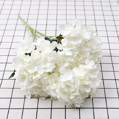 bouquets d'hortensias artificiels en soie pour décoration florale - vue 3 sur 12