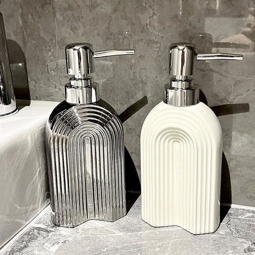 bouteille créative de désinfectant pour les mains luxe salle de bain - vue 2 sur 6