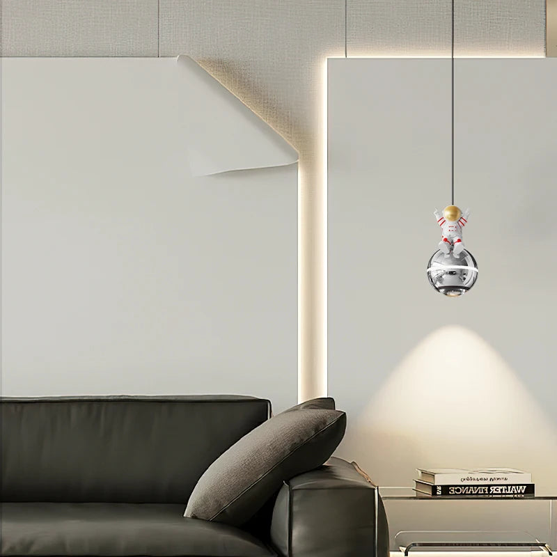 lustre moderne led design astronaute petites suspension - vue 2 sur 18