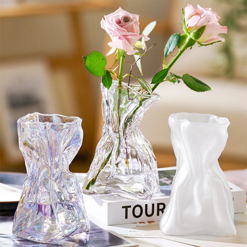 vase en verre transparent irrégulier pour décoration de table - vue 3 sur 5