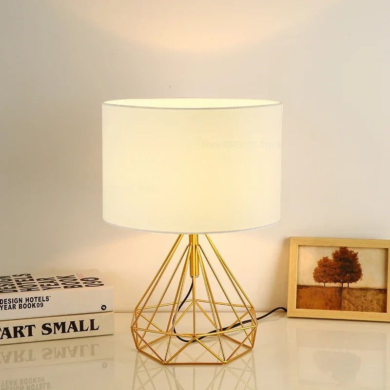lampes de table géométriques rétro nordiques créatives pour décoration intérieure - vue 6 sur 10