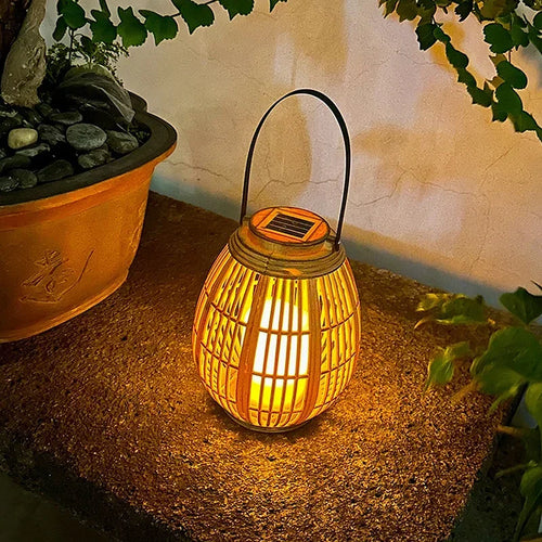 lanterne solaire en rotin pour balcon et jardin décoratif - vue 6 sur 6