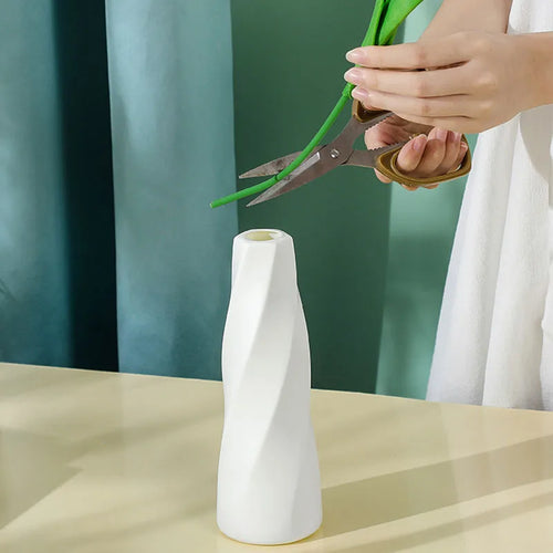 vase léger pour décoration arrangement floral et fleurs séchées - vue 4 sur 9