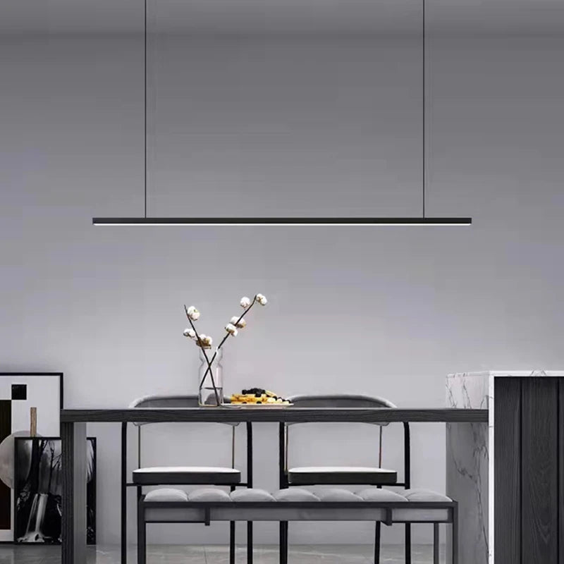 lustre led minimaliste avec fil réglable et corps en cuivre