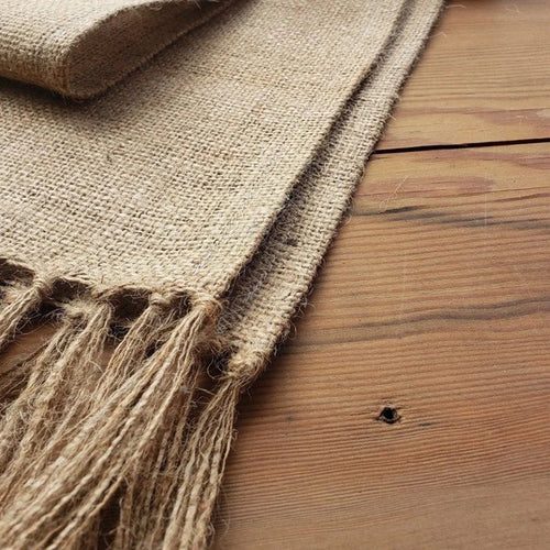 Chemin de table jute rustique avec pompons tresse - vue 4 sur 7