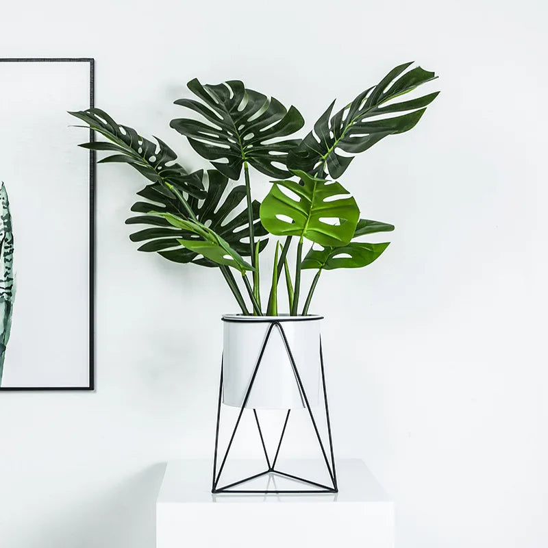 pot de fleurs en métal nordique design pour succulentes - vue 4 sur 8