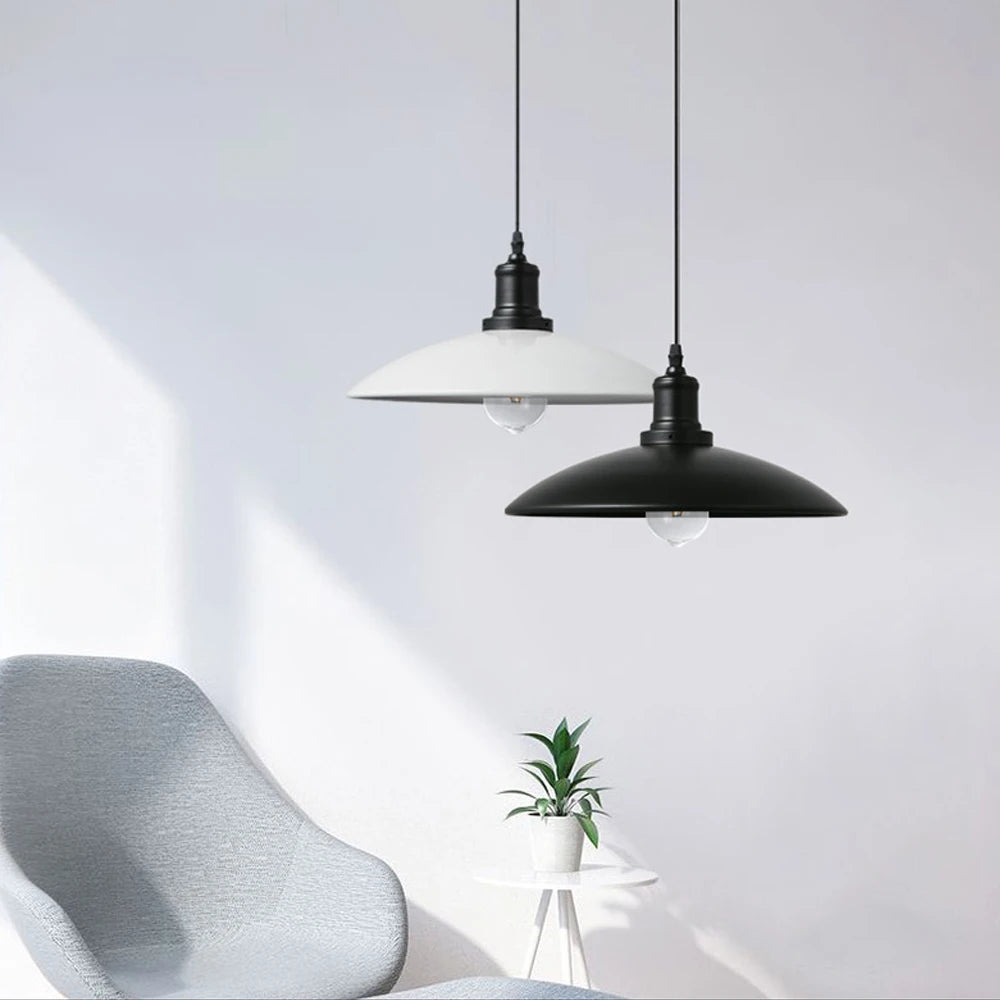 plafonnier industriel suspendu en métal vintage pour un style loft - vue 2 sur 8