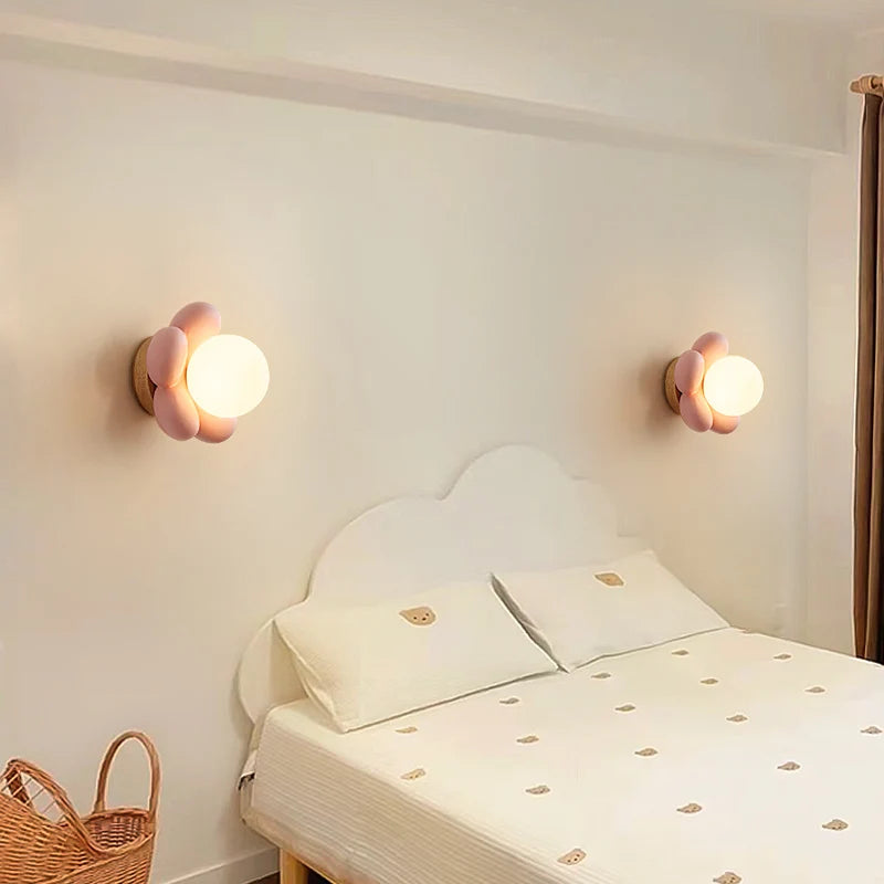 Applique murale fleur enfants blanc rose résine décoration intérieur chambre chevet - vue 3 sur 10