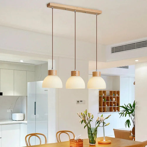 suspension moderne abat-jour en verre pour cuisine îlot - vue 7 sur 11