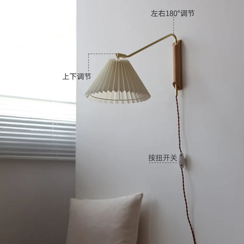 applique murale en cuivre avec interrupteur et lampe LED rotative - vue 5 sur 7