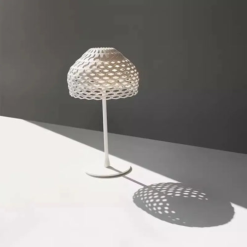 lampe de sol led minimaliste pour un éclairage chaleureux