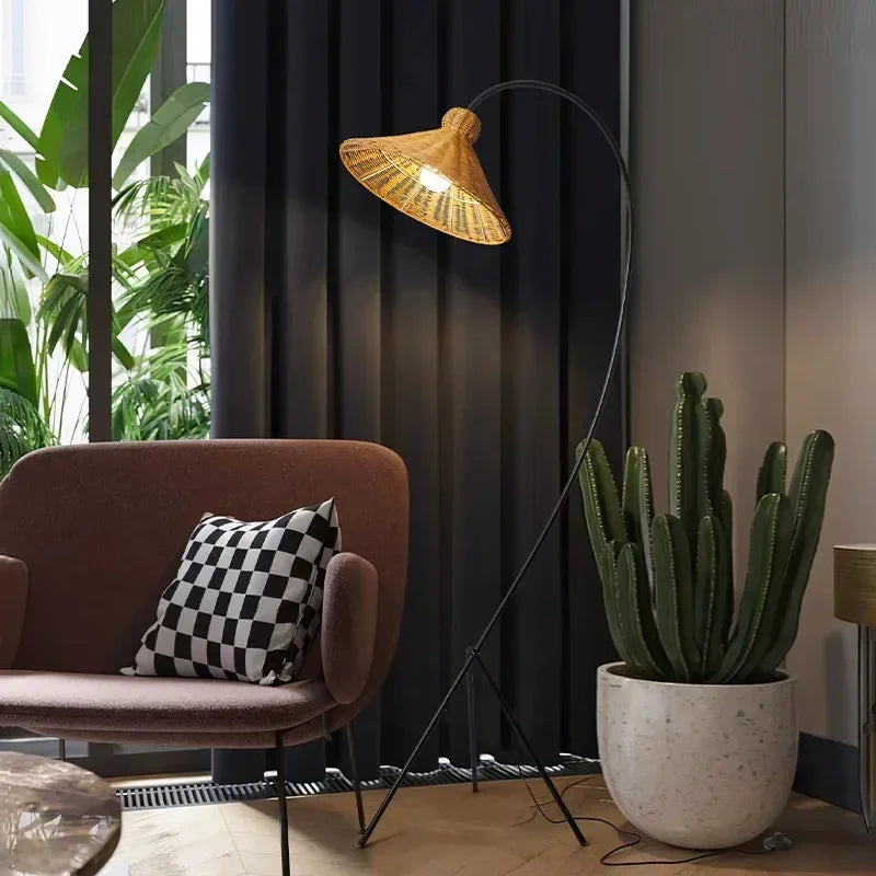 Nordic Tripod Floor Lamp with Rattan Shade Standing Light for Living Room Bedroom - vue 4 sur 7