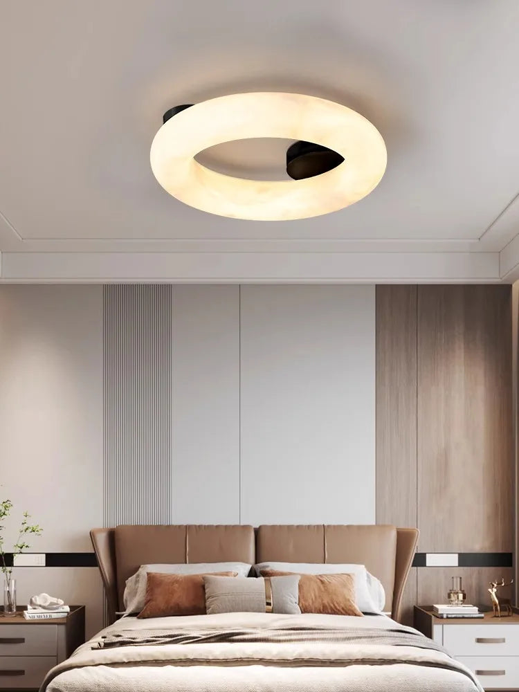 lustre moderne en marbre naturel avec petites lampes encastrées - vue 4 sur 9
