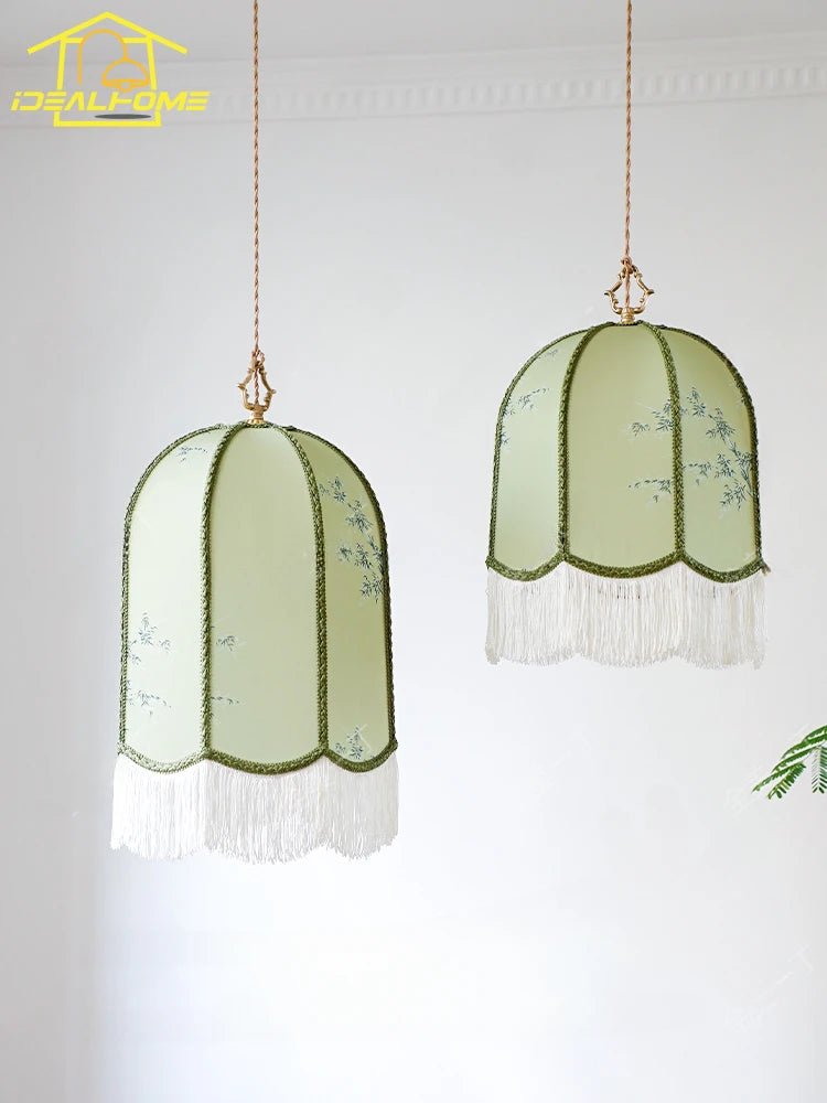 suspension en tissu avec pampilles pour ambiance décorative - vue 4 sur 11