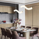 lustre suspension en acrylique blanc avec perles