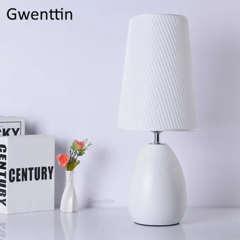 lampe à poser moderne pour décoration nordique et design intérieur - vue 4 sur 7