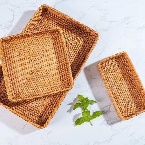panier en rotin tissé pour rangement et décoration artisanale - vue 2 sur 9