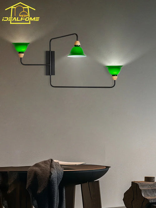 applique murale industrielle médiévale à trois têtes avec bras bascule - vue 4 sur 11
