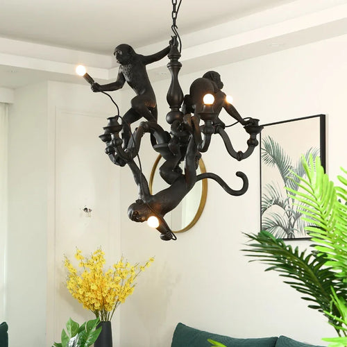 plafonnier led suspendu en résine avec singe grimpant design animal créatif nordique - vue 2 sur 7