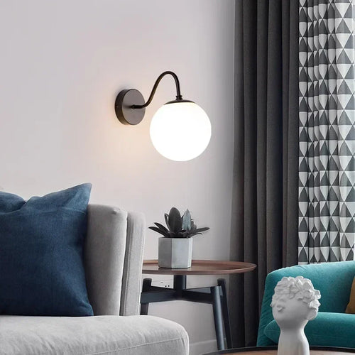 applique murale moderne en verre avec boule lumineuse élégante - vue 3 sur 10