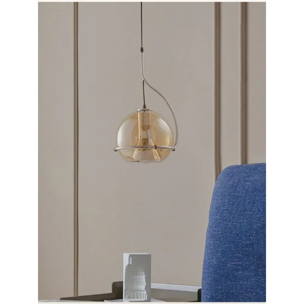 lustre boule de verre nordique style rétro pour restaurants et cafés - vue 4 sur 8