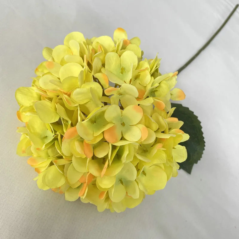 bouquet d'hortensias artificiels en soie pour mariages et décorations festives - vue 11 sur 19
